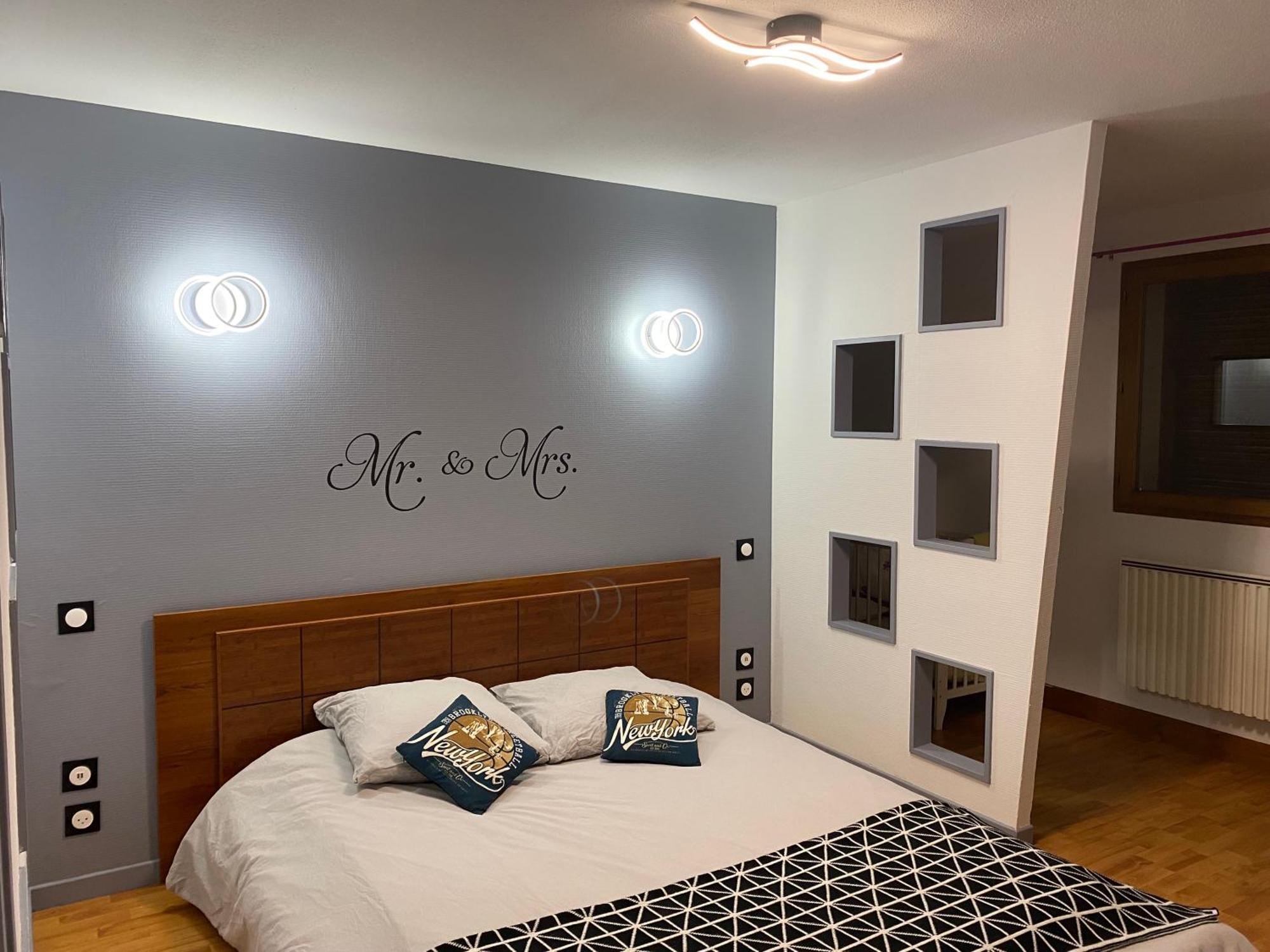 Spacieux Appartement 110M2 Avec Terrasse Privative Beauregard-Vendon Kültér fotó